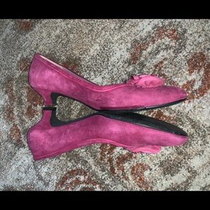 Prettiest rosebud kitten heel